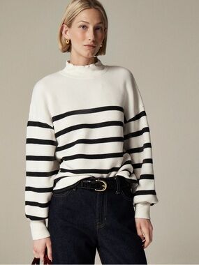 🎀 Amazon Kirundo Relaxed Crewneck Striped Sweater White and Black XL
